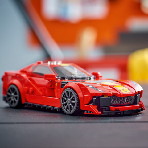 76914 LEGO SPEED CHAMPIONS Ferrari812 Competizione (8)